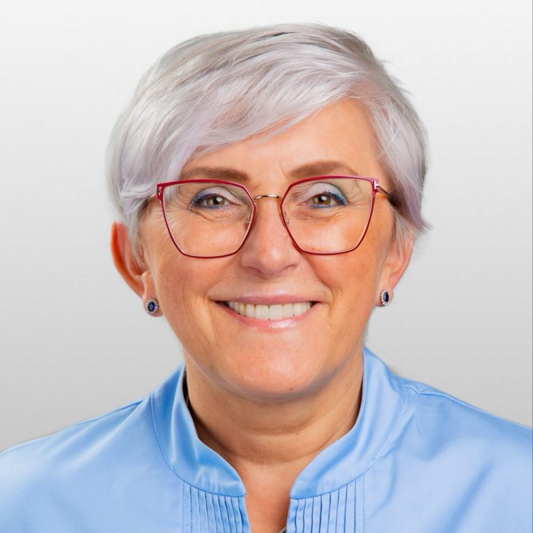 1 Wiesława Juraszek